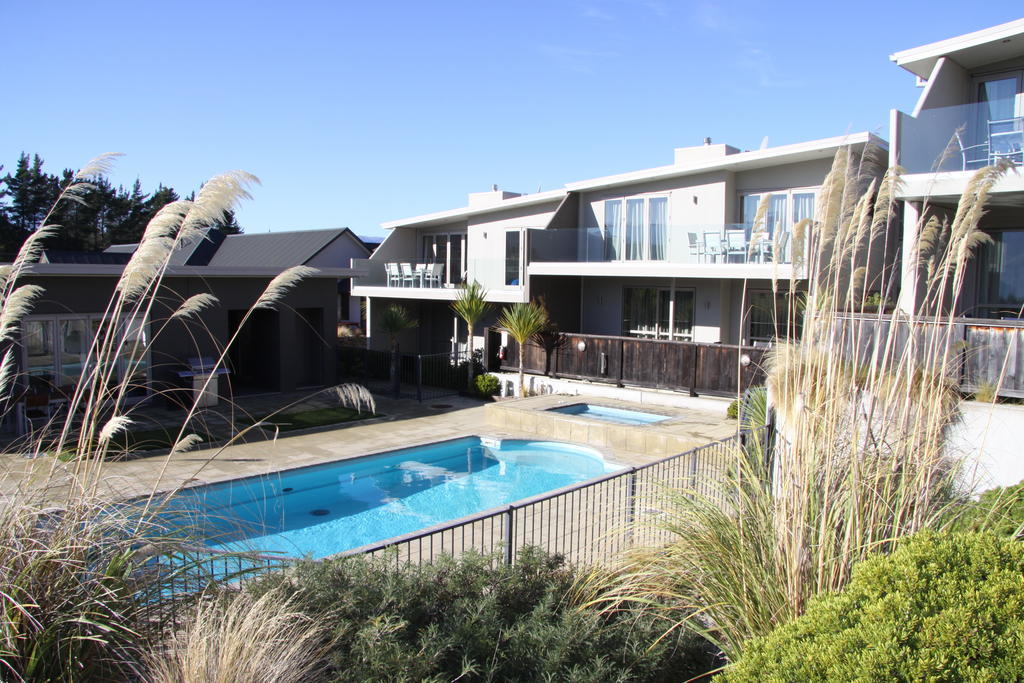 Alpine Resort Wanaka Thc Hotels And Resorts Exterior photo
