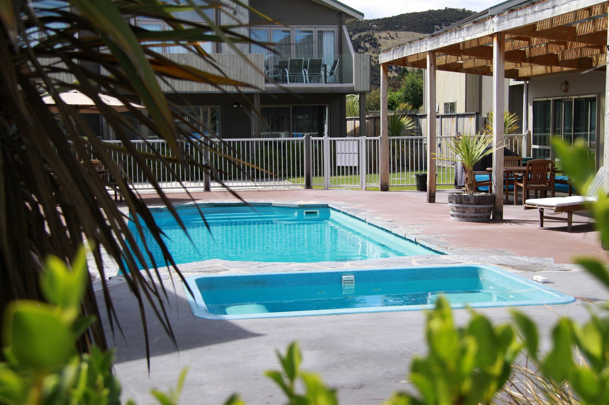 Alpine Resort Wanaka Thc Hotels And Resorts Exterior photo