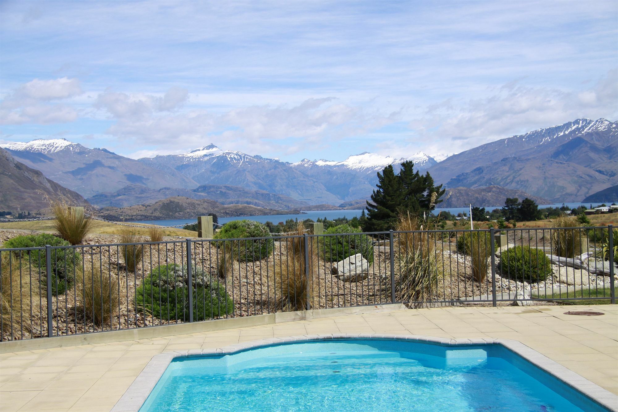 Alpine Resort Wanaka Thc Hotels And Resorts Exterior photo